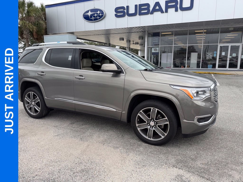 Used 2019 GMC Acadia Denali w/ Technology Package FWD image 1