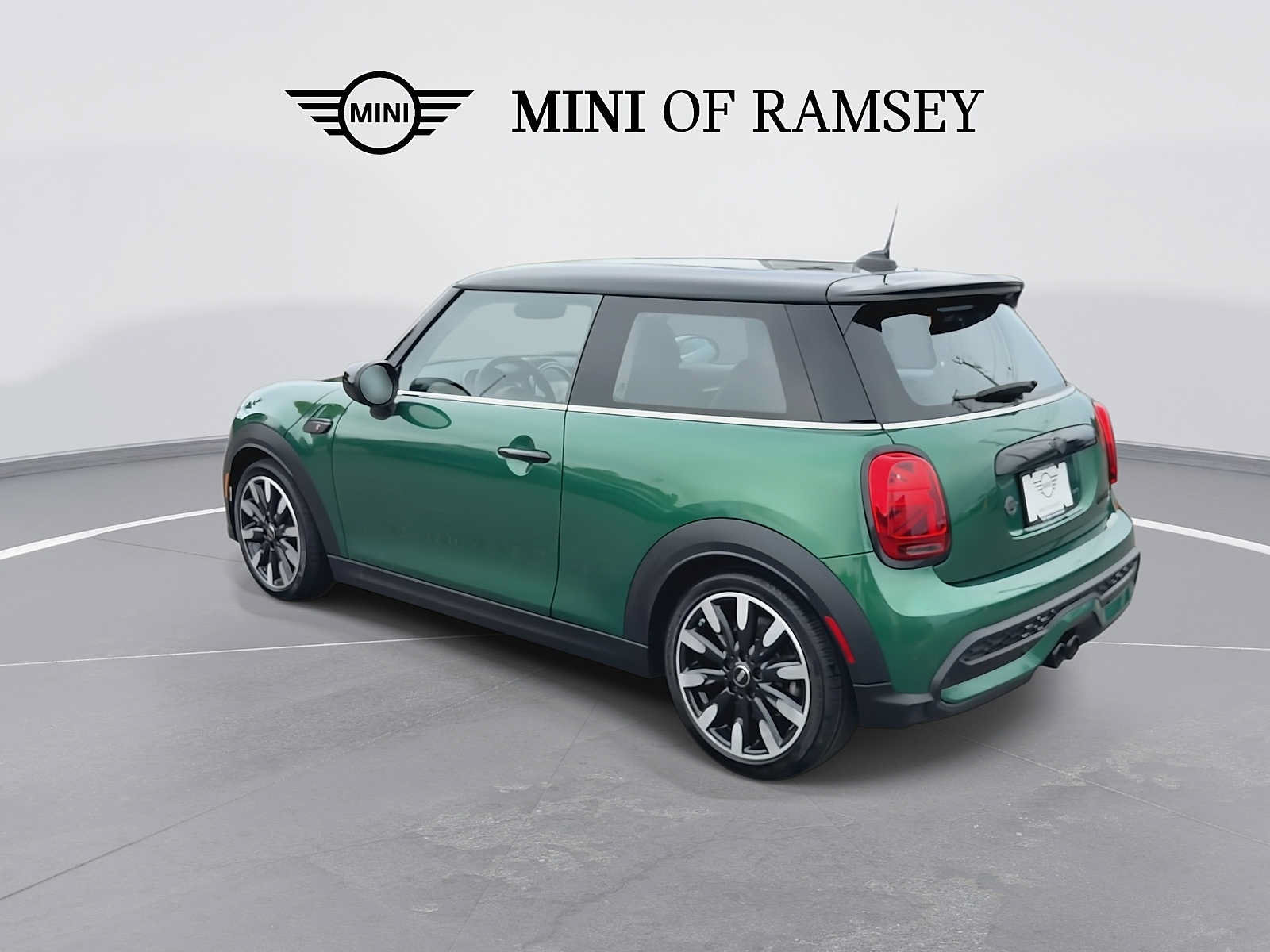 Used 2024 MINI Cooper S FWD image 6