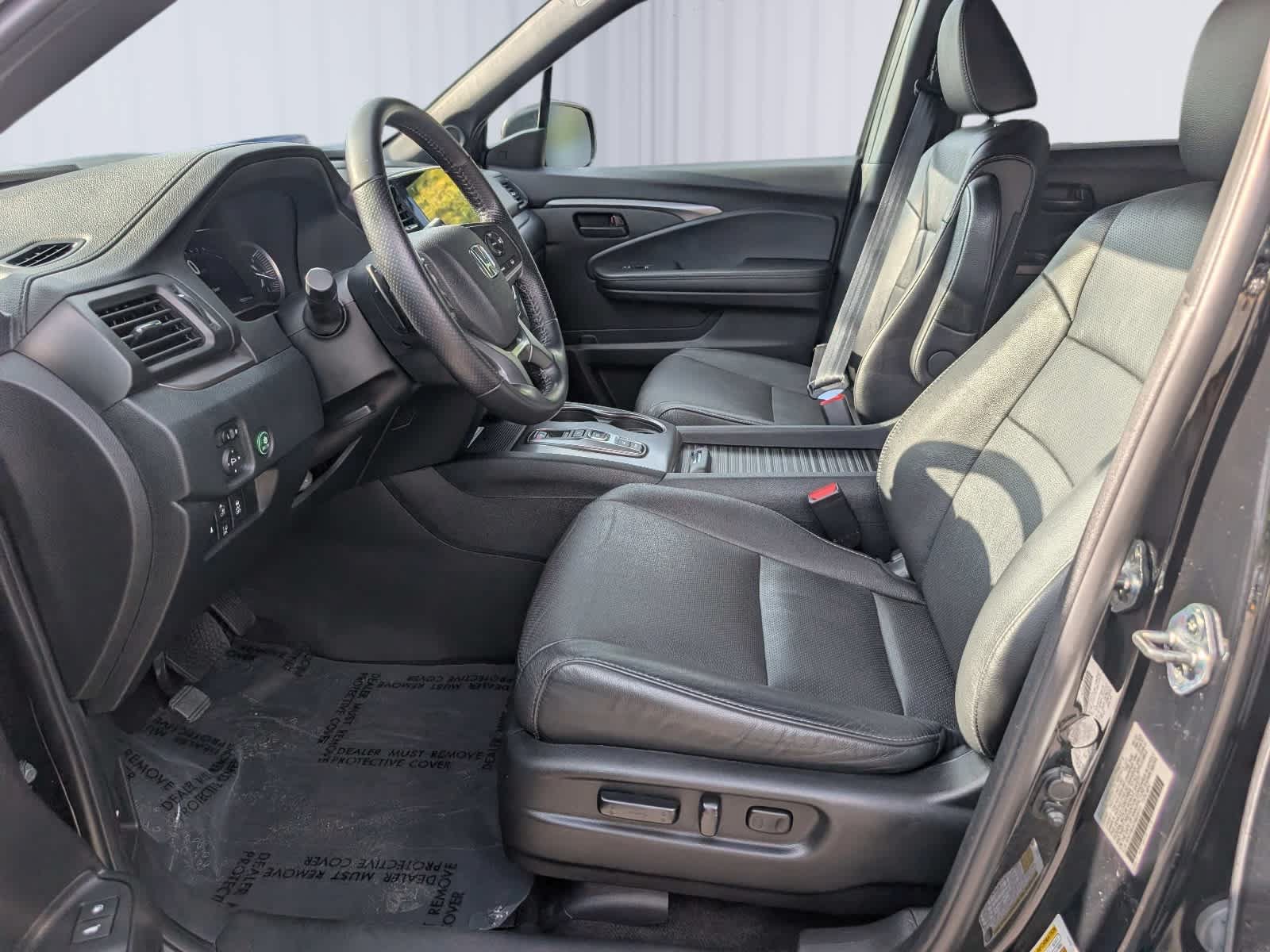 Certified 2023 Honda Passport EX-L image 17