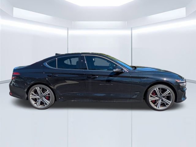 Used 2024 Genesis G70 2.5T w/ Sport Prestige Package image 3