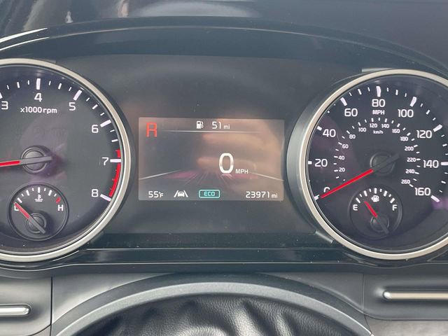 Used 2024 Kia Carnival EX image 27