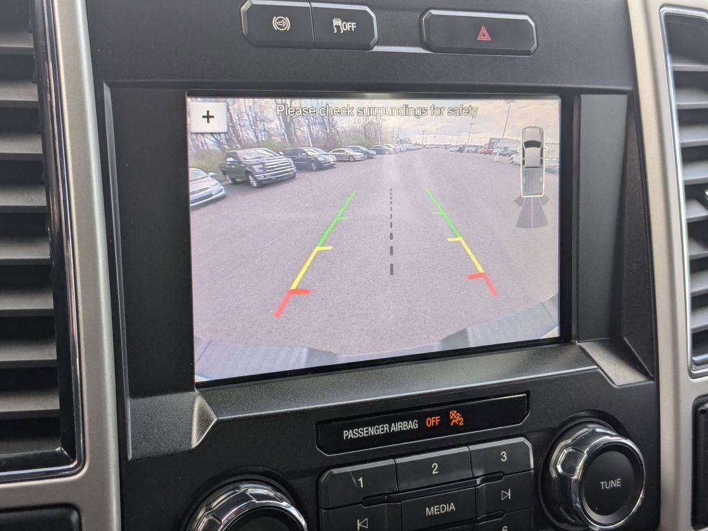 Used 2019 Ford F250 Lariat image 13