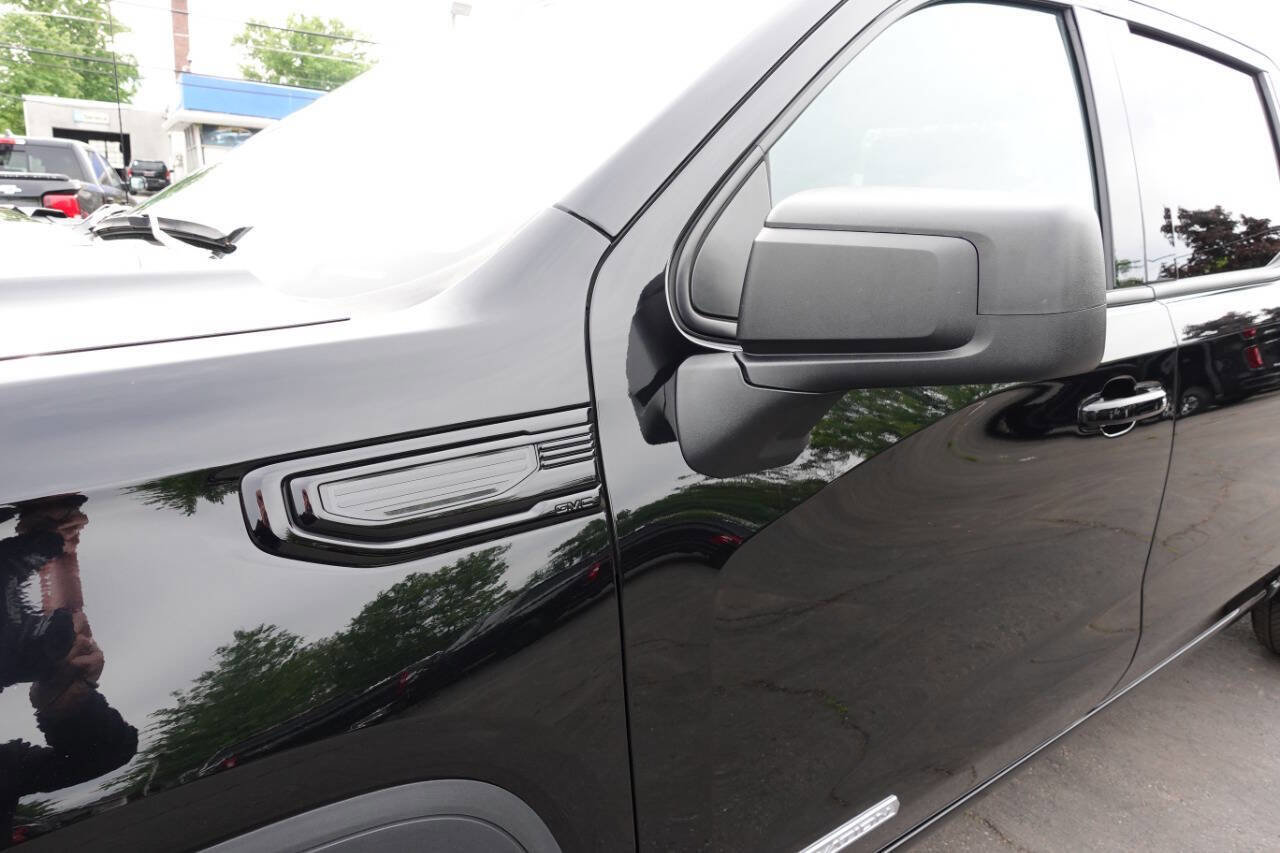 Used 2024 GMC Sierra 1500 Elevation AWD/4WD image 8