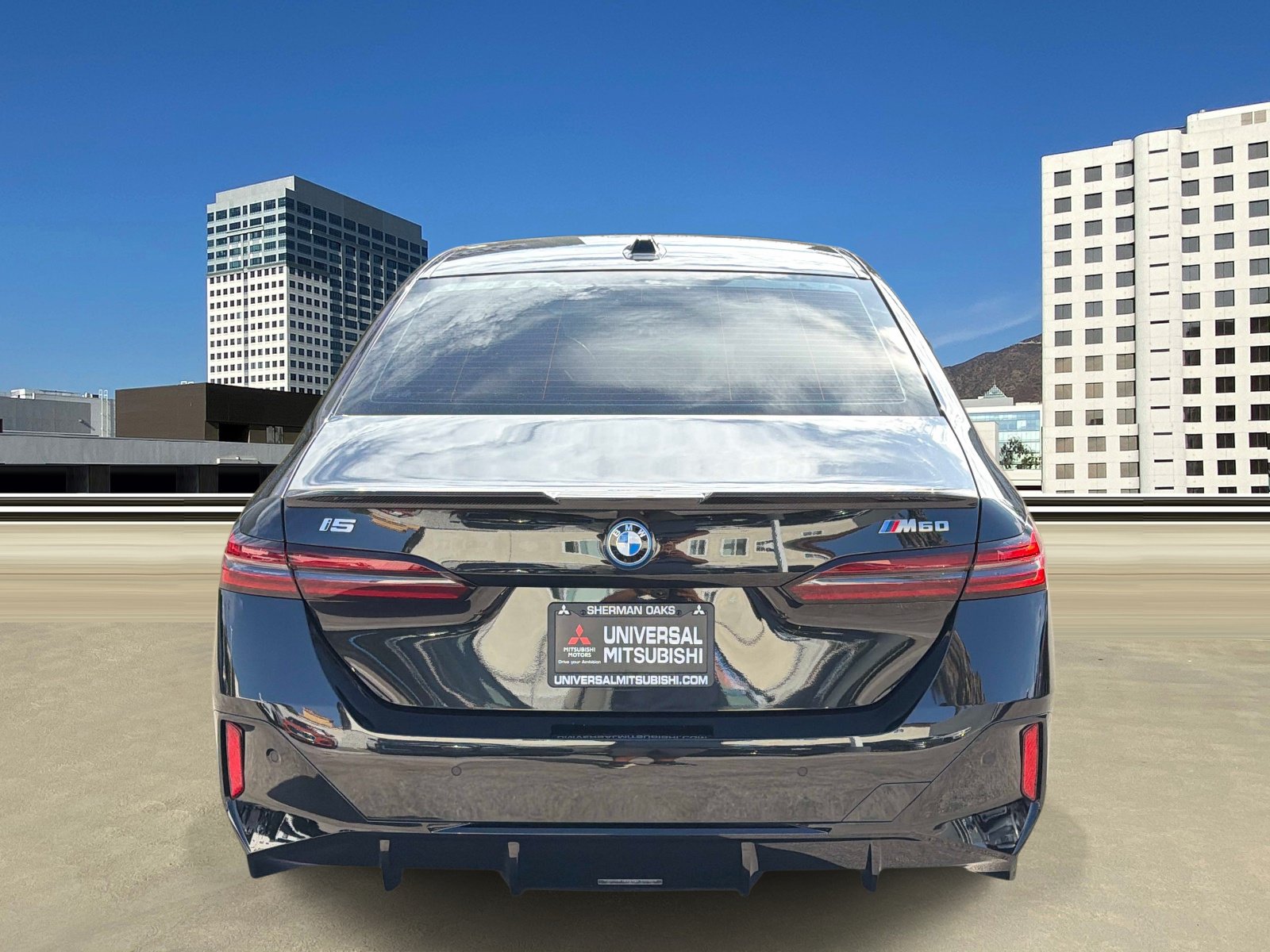 Used 2024 BMW i5 M60 w/ Premium Package AWD/4WD image 4