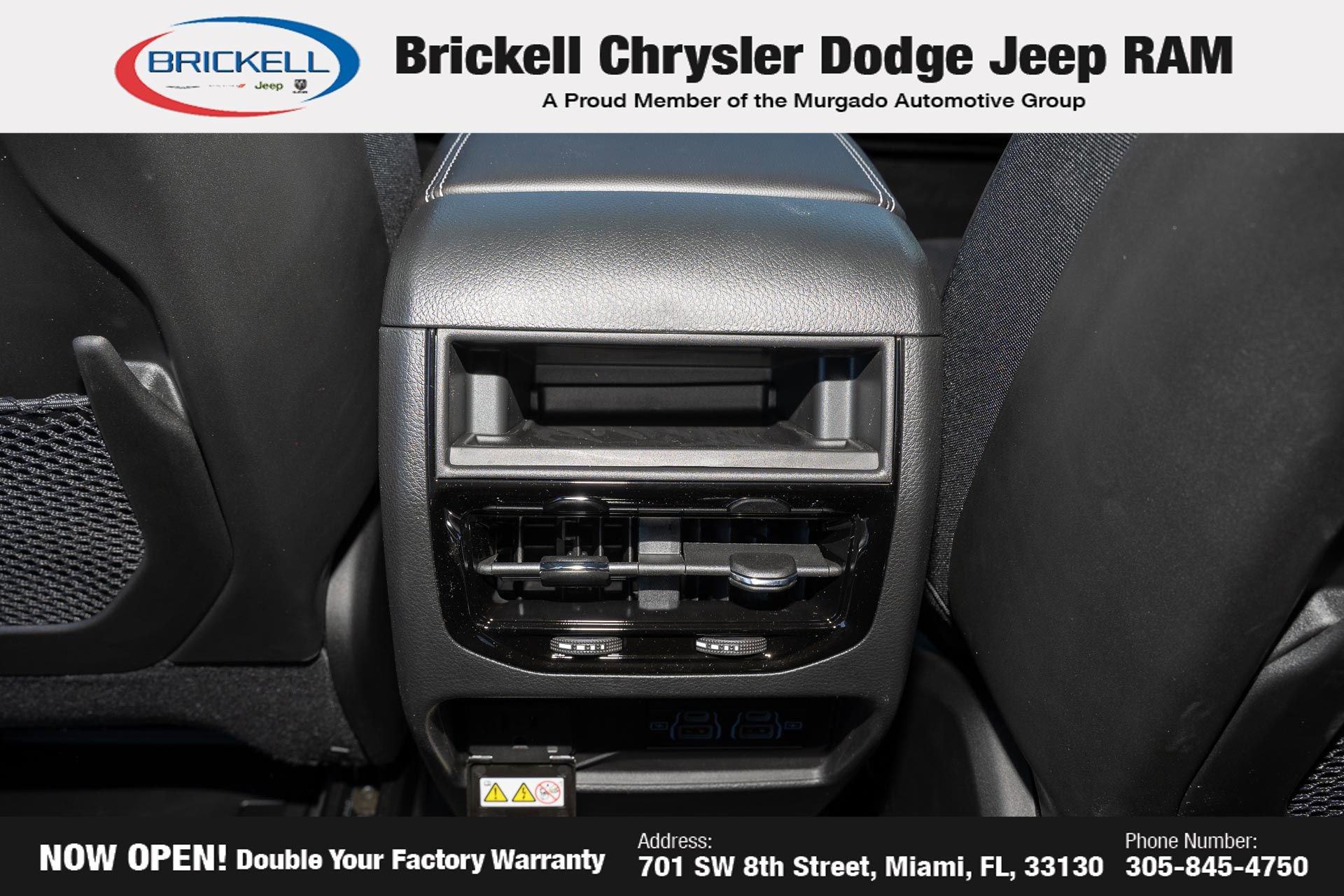 New 2025 Jeep Grand Cherokee Altitude image 19