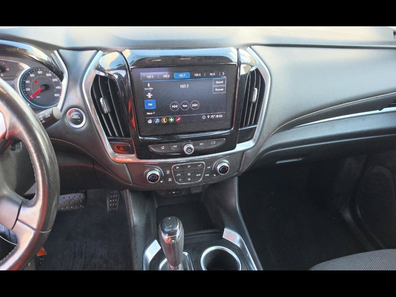 Used 2020 Chevrolet Traverse LT FWD image 8