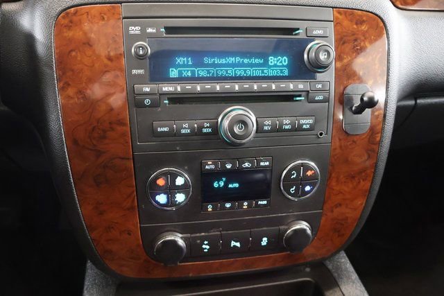 Used 2012 Chevrolet Suburban LT image 20