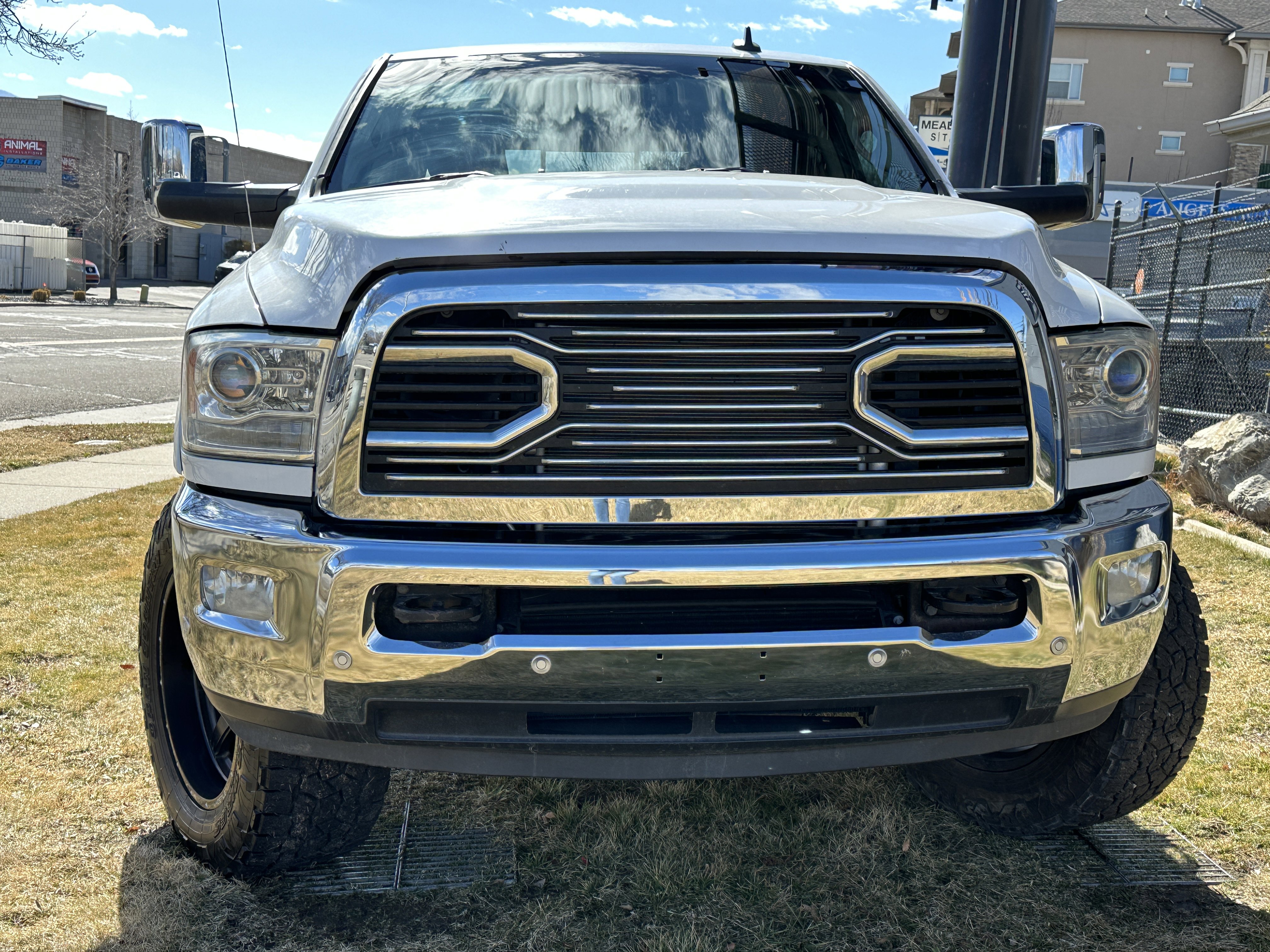 Used 2017 RAM 3500 Laramie Longhorn w/ Convenience Group image 4