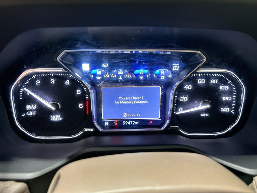 Used 2021 GMC Yukon Denali w/ Denali Premium Package AWD/4WD image 14