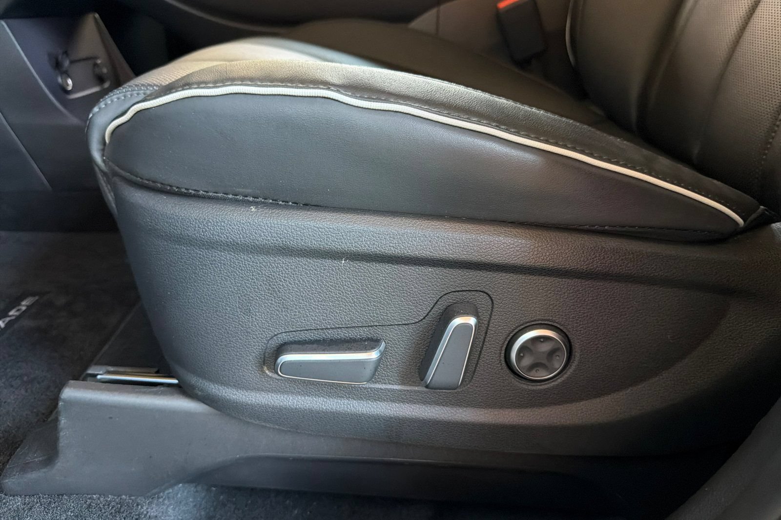 Used 2024 Hyundai Palisade SEL AWD/4WD image 15