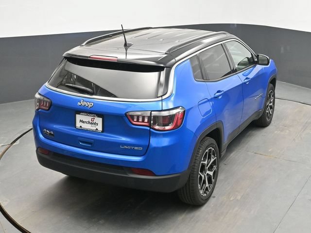 Used 2025 Jeep Compass Limited AWD/4WD image 26