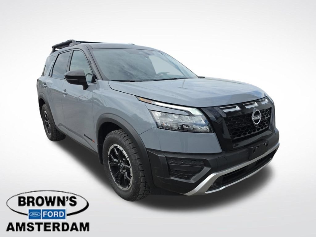 Used 2025 Nissan Pathfinder Rock Creek AWD/4WD image 1