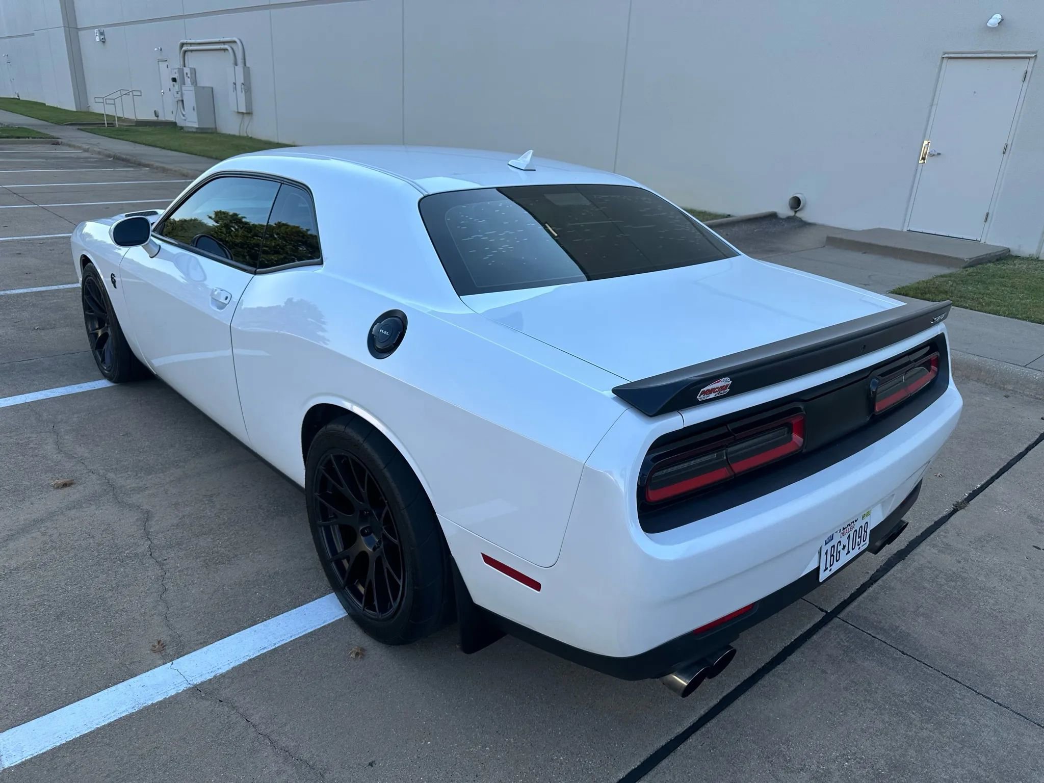 Used 2016 Dodge Challenger SRT Hellcat image 12