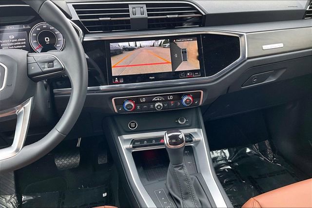Used 2025 Audi Q3 2.0T Premium Plus w/ Premium Plus Package image 6