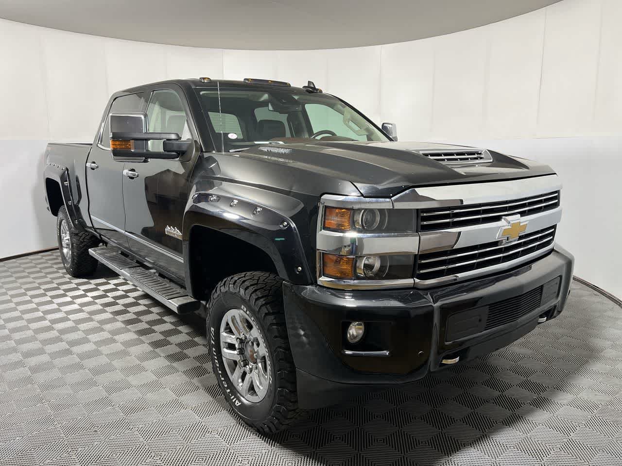 Used 2017 Chevrolet Silverado 3500 High Country w/ Duramax Plus Package AWD/4WD image 2