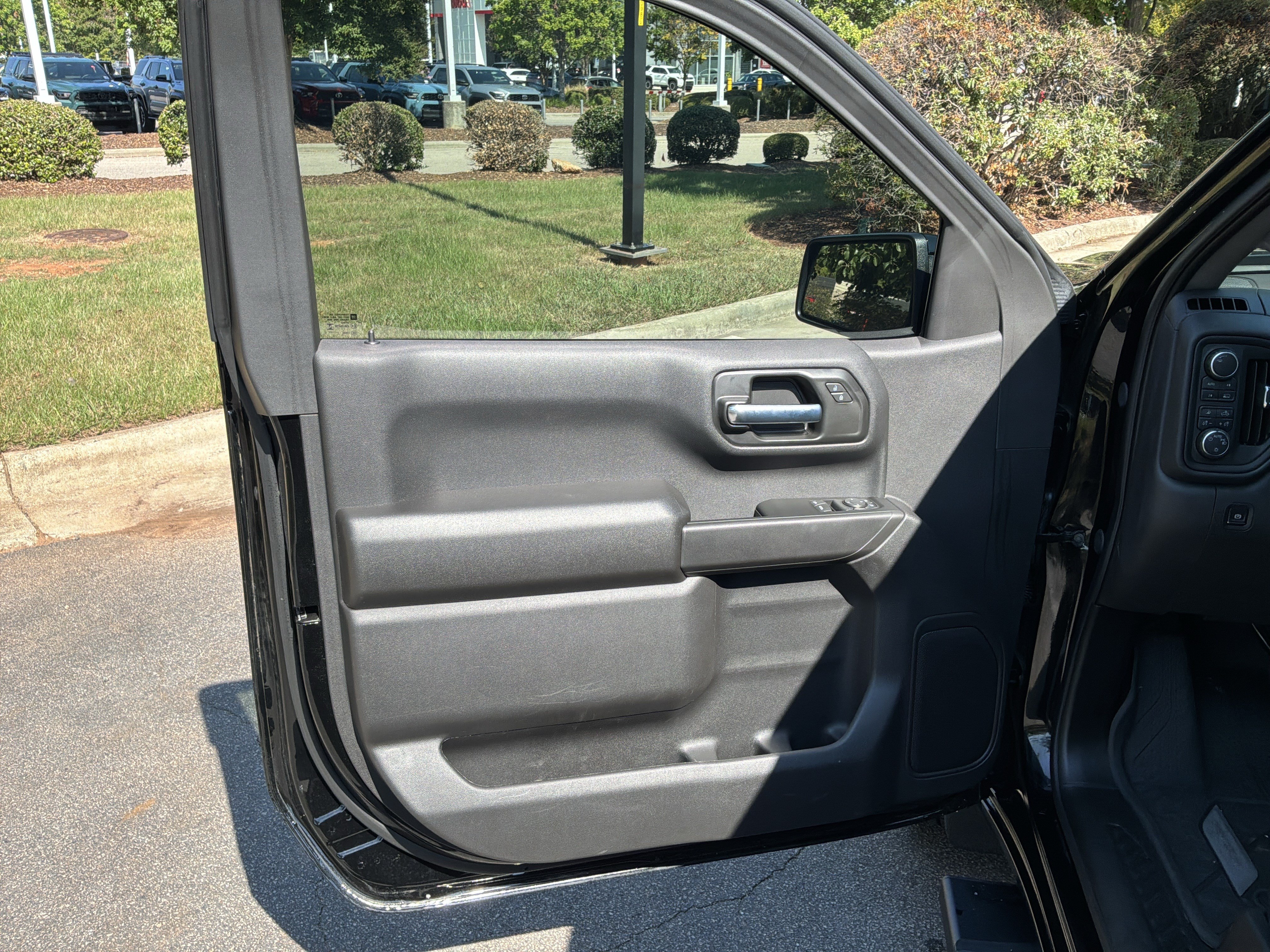 Used 2025 Chevrolet Silverado 1500 W/T w/ WT Safety Package AWD/4WD image 14