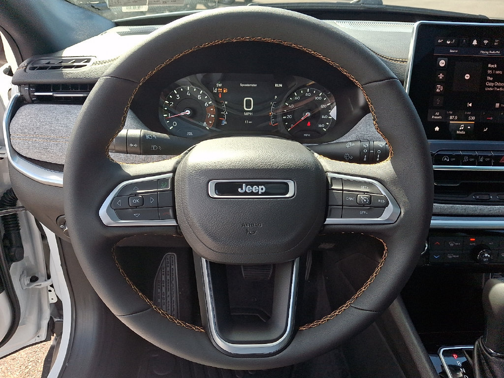 New 2026 Jeep Compass Latitude AWD/4WD image 15