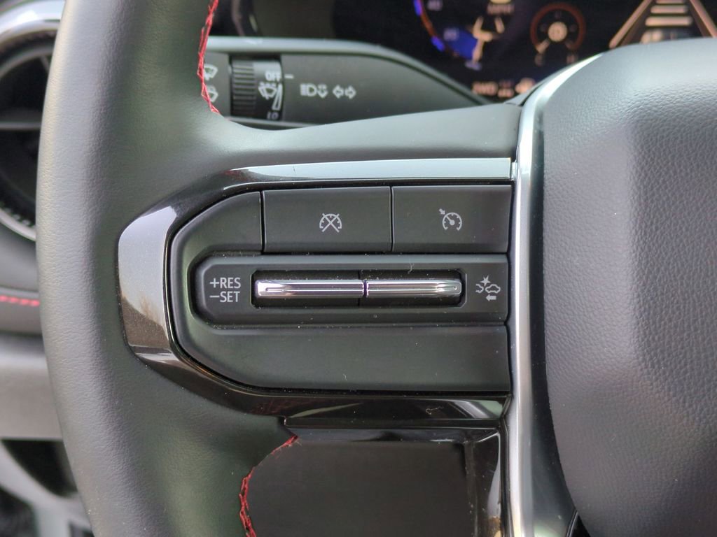 Certified 2025 Chevrolet Colorado Z71 w/ Z71 Convenience Package 2 image 12