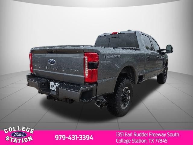 Used 2024 Ford F250 Lariat w/ Lariat Ultimate Package AWD/4WD image 3
