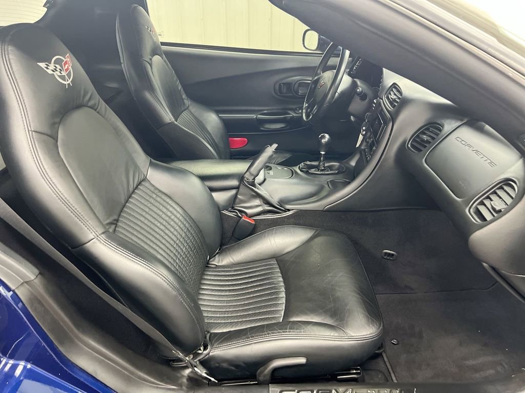 Used 2004 Chevrolet Corvette Z06 w/ Z06 Preferred Equipment Group image 20