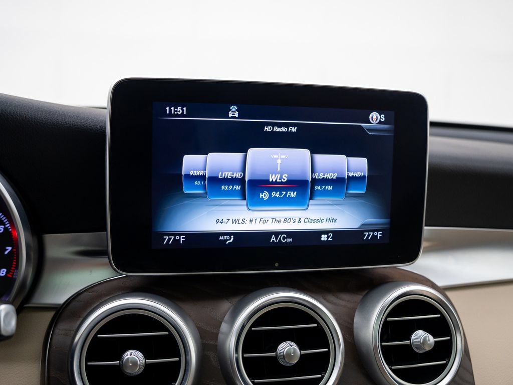 Used 2019 Mercedes-Benz GLC 300 4MATIC image 29