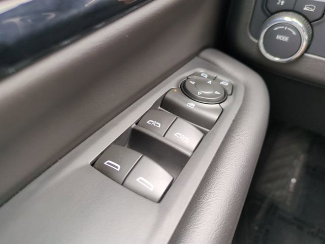 Used 2025 Chevrolet Tahoe LT AWD/4WD image 29