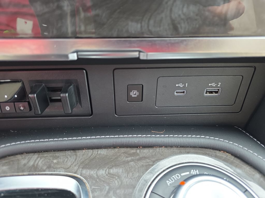 Used 2023 Nissan Armada Platinum w/ Captain's Chairs Package AWD/4WD image 29