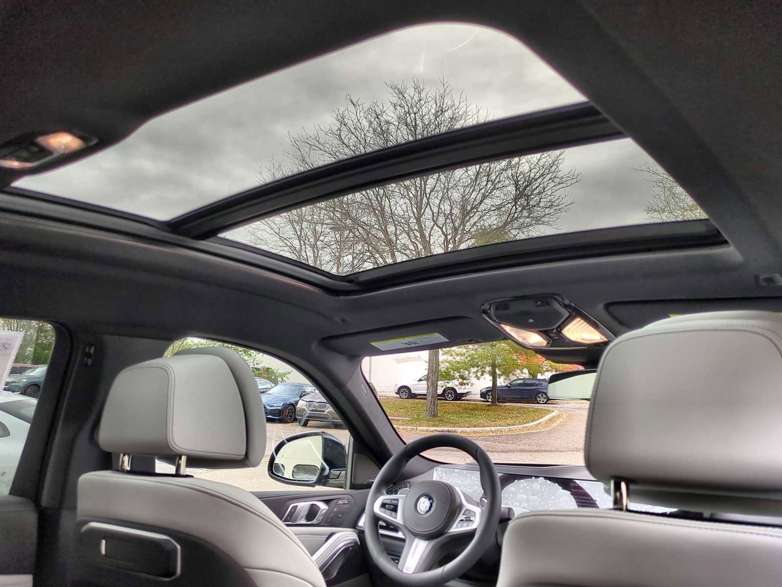 New 2026 BMW X6 xDrive40i w/ Climate Comfort Package image 22