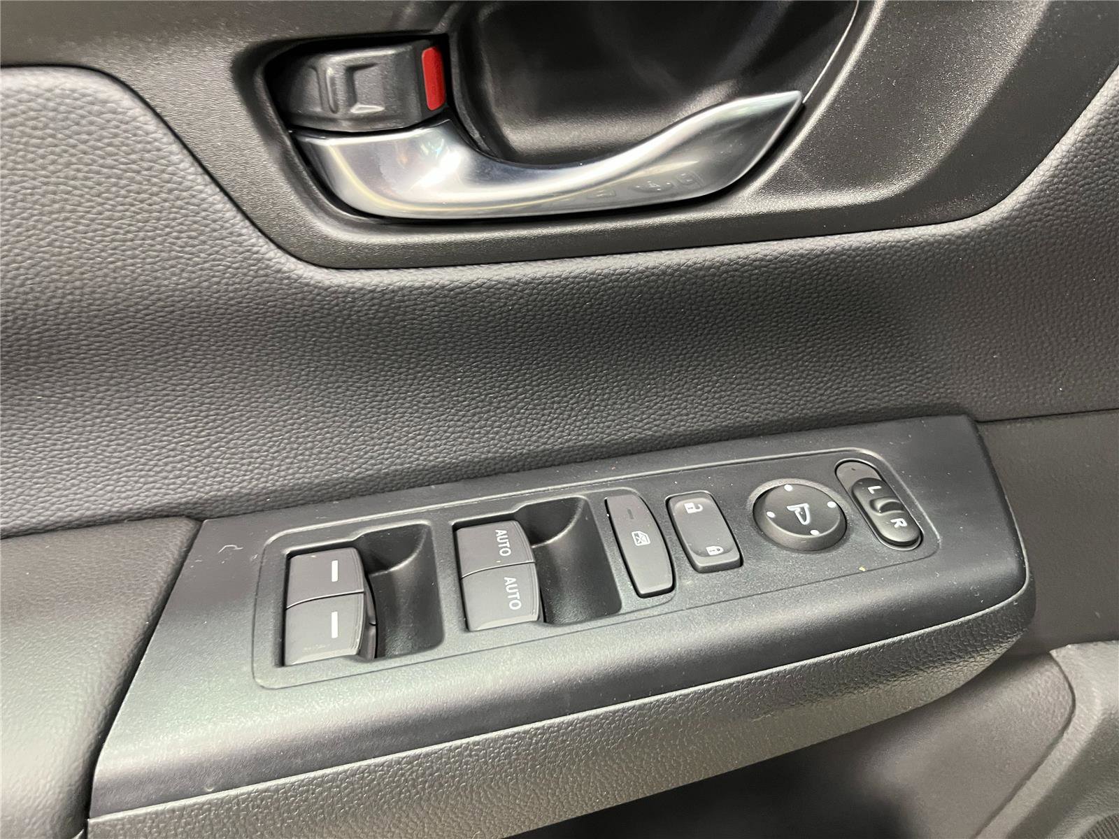 New 2026 Honda CR-V EX image 14