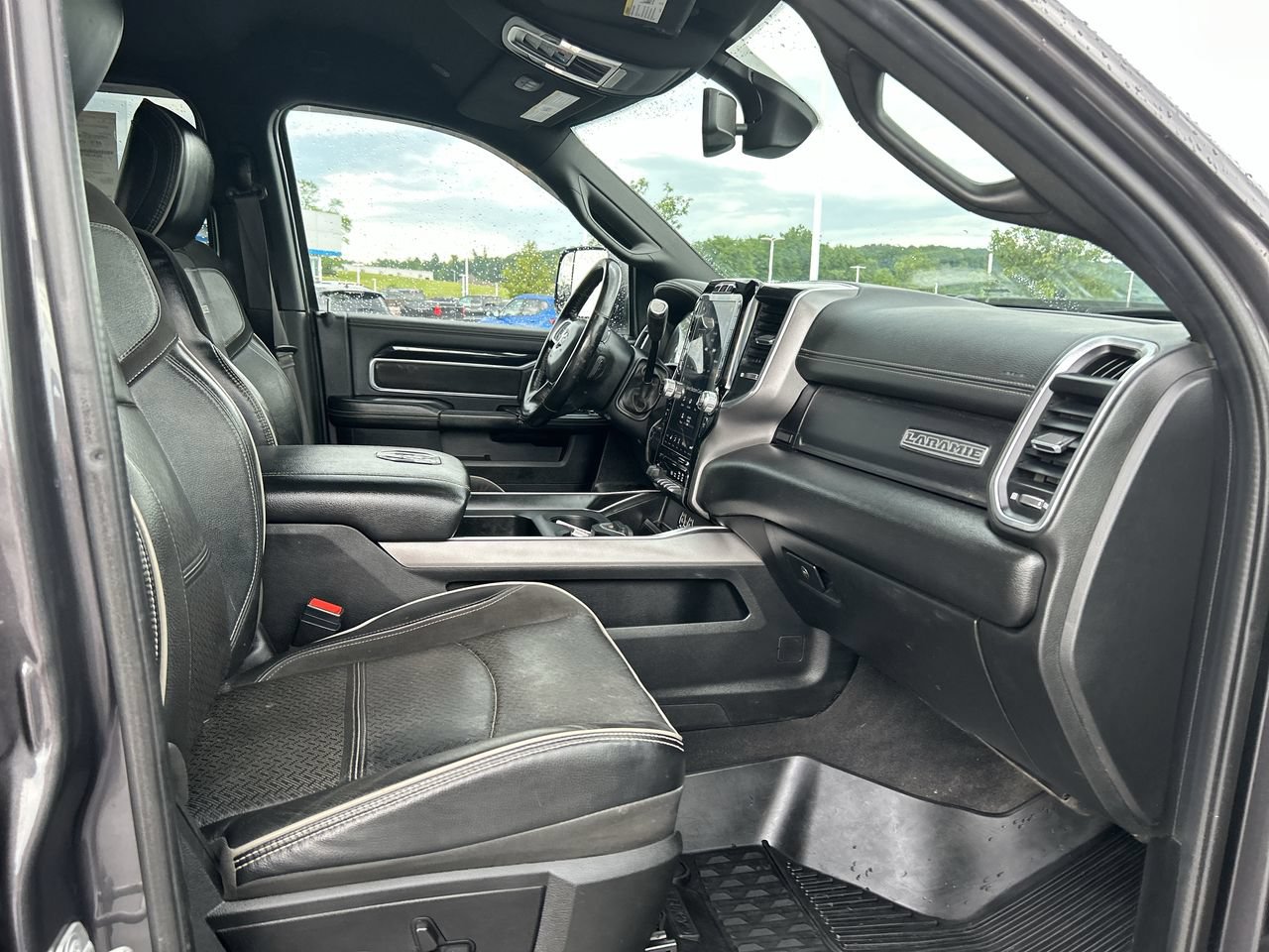 Used 2021 RAM 3500 Laramie w/ Night Edition AWD/4WD image 15