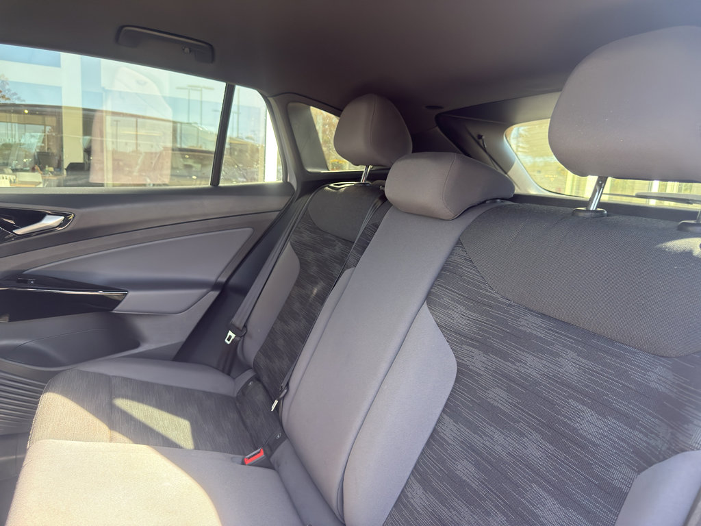 Used 2021 Volkswagen ID.4 Pro w/ ID.4 Protection Package image 14