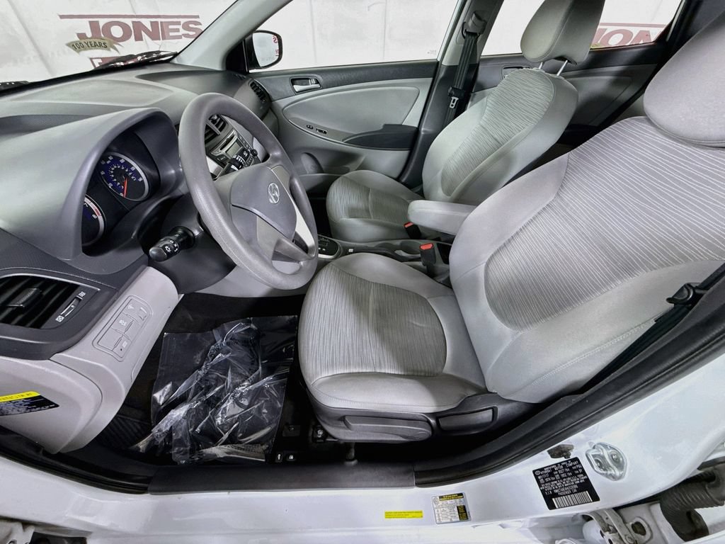 Used 2017 Hyundai Accent SE FWD image 20