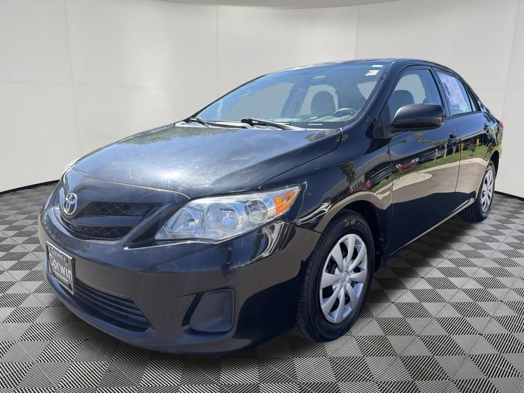 Used 2013 Toyota Corolla L w/ Protection Pkg FWD image 3