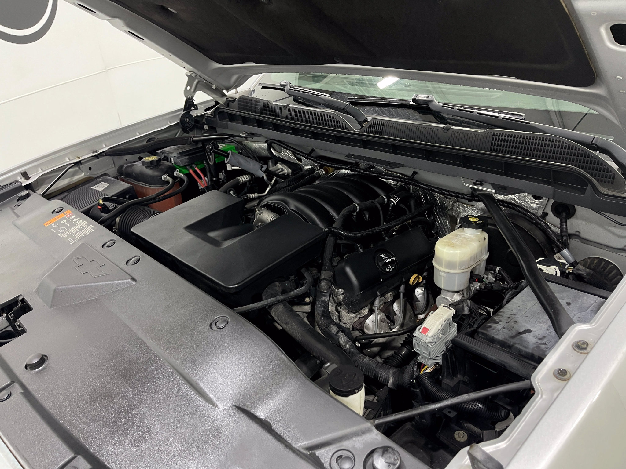 Used 2018 Chevrolet Silverado 1500 LT w/ Trailering Package AWD/4WD image 25