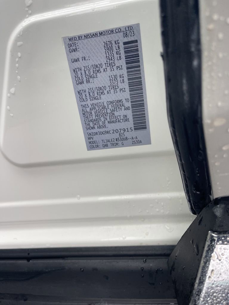 Used 2024 Nissan Pathfinder Platinum w/ Black Appearance Package image 42