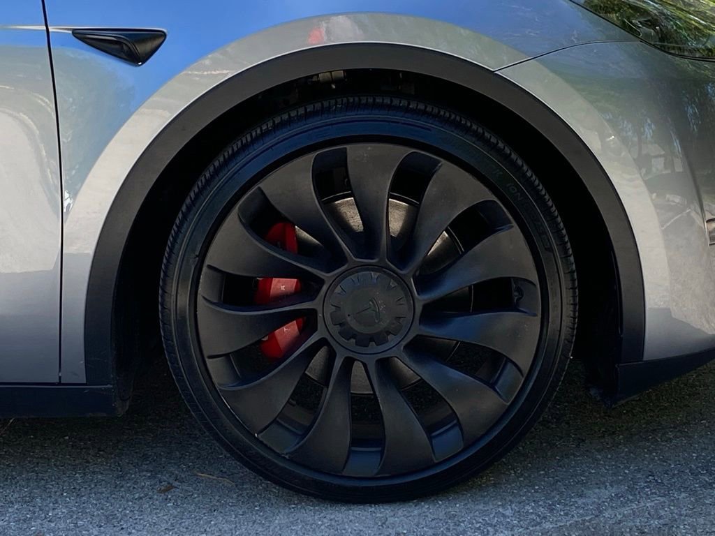 Used 2025 Tesla Model Y Performance AWD/4WD image 12