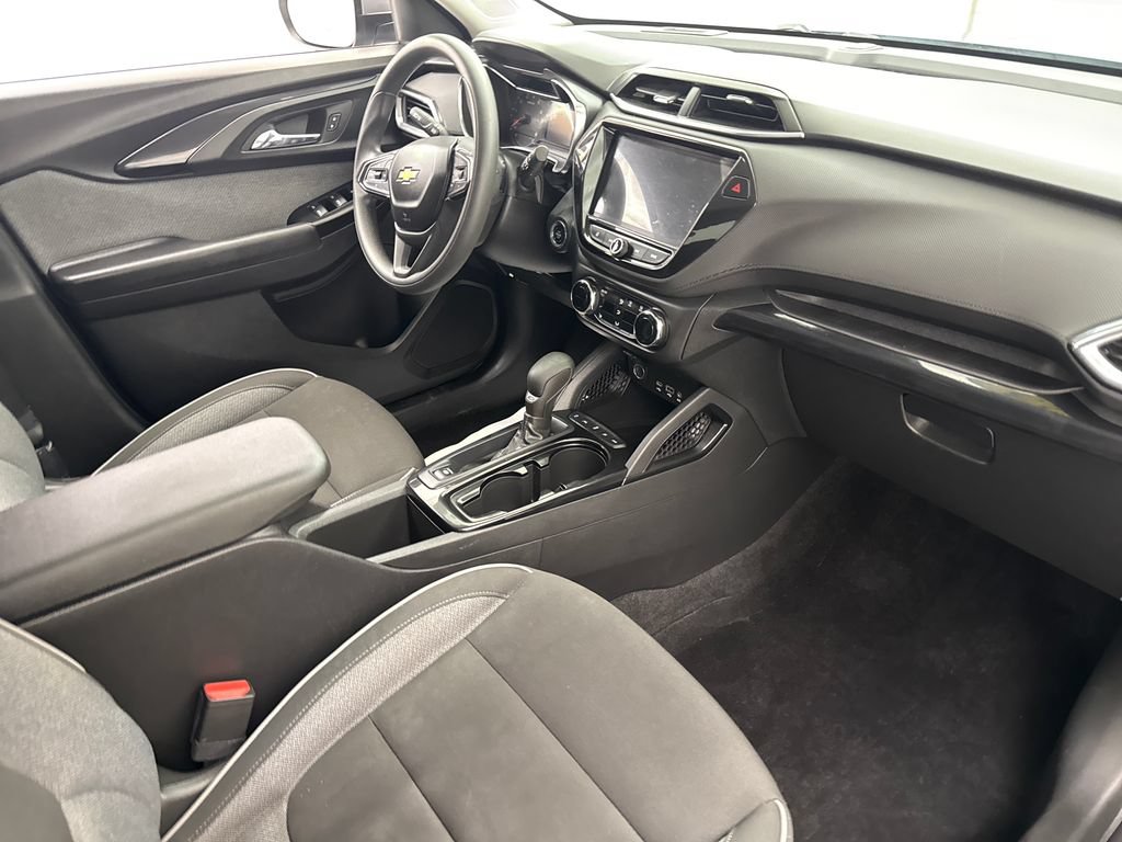 Used 2023 Chevrolet TrailBlazer LT w/ Convenience Package AWD/4WD image 28