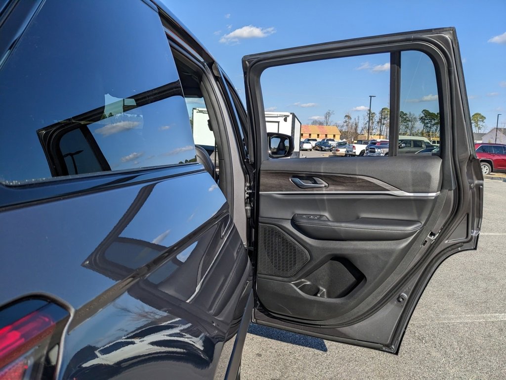 New 2025 Jeep Grand Cherokee Limited image 58