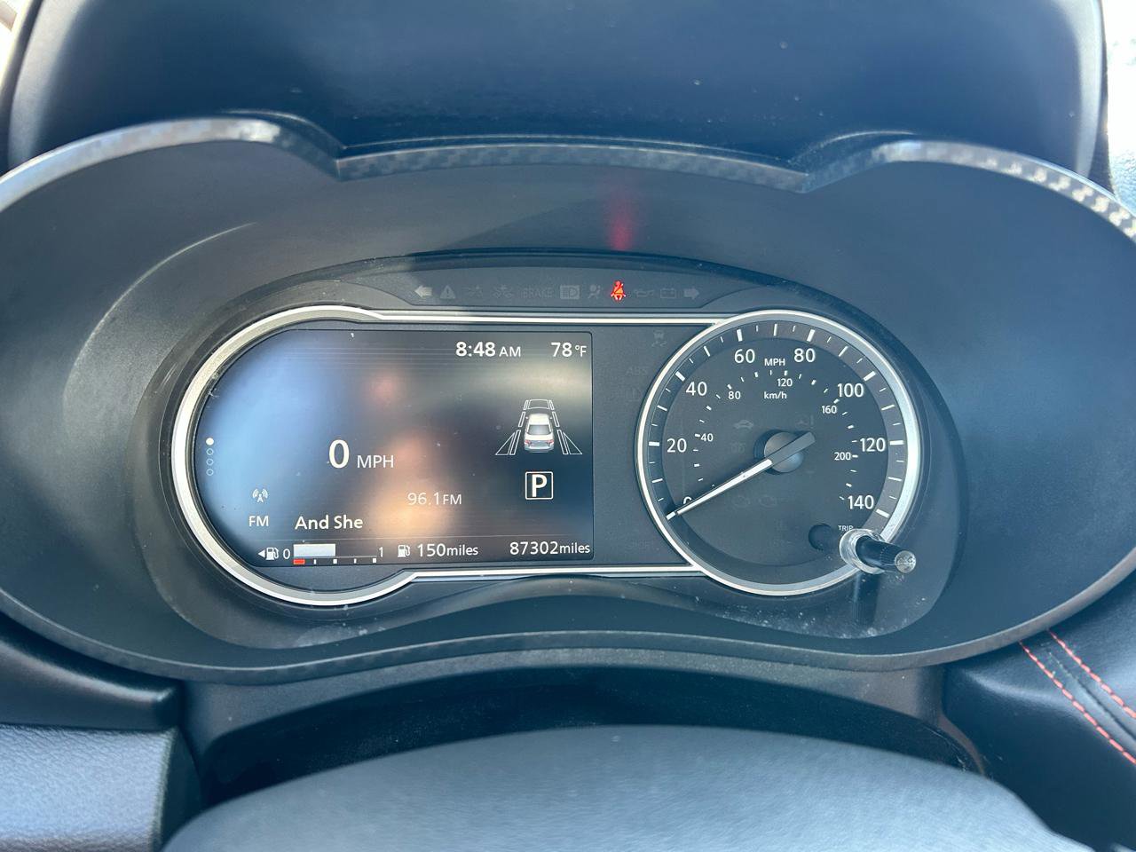 Used 2023 Nissan Versa SR w/ Trunk Package FWD image 5