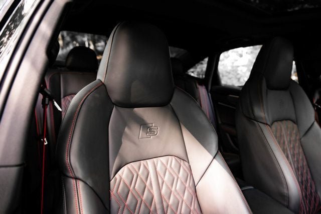 Used 2023 Audi S6 Prestige w/ Prestige Package AWD/4WD image 17