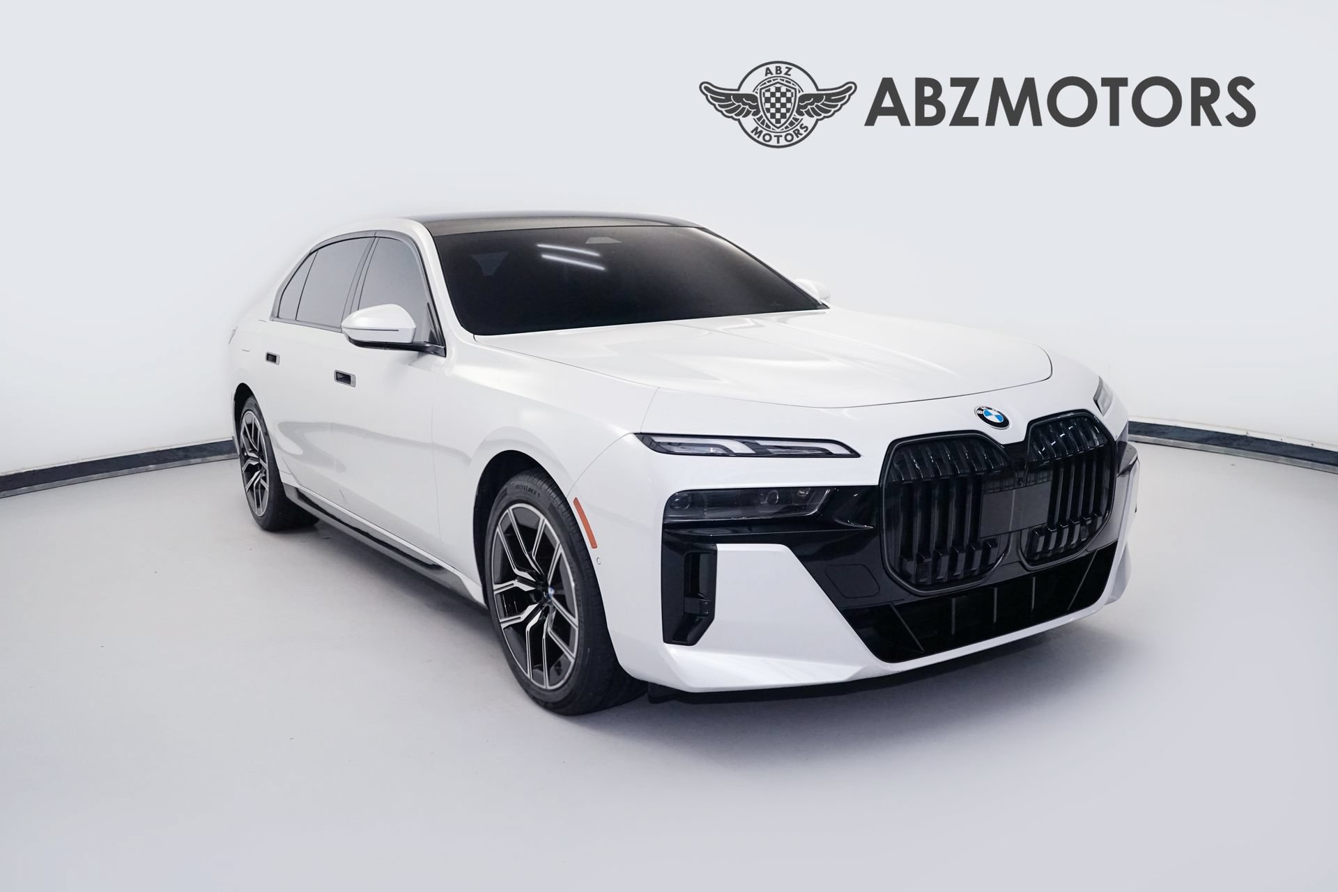 Used 2025 BMW 740i xDrive w/ Premium Package