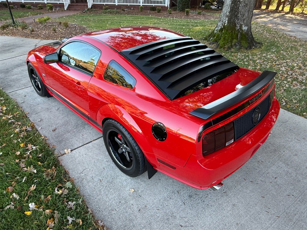 Used 2006 Ford Mustang GT image 19