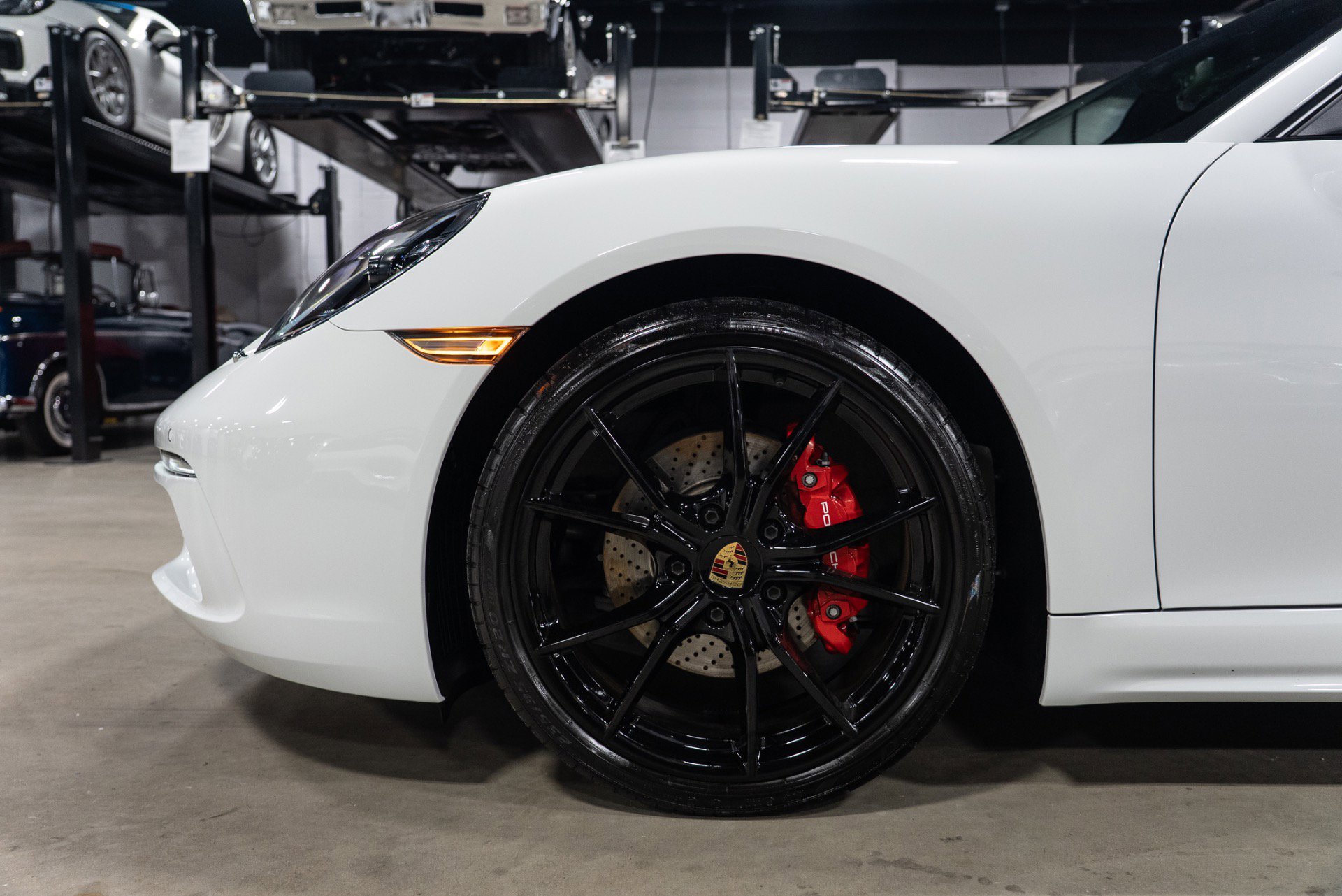 Used 2024 Porsche 718 Cayman S image 2