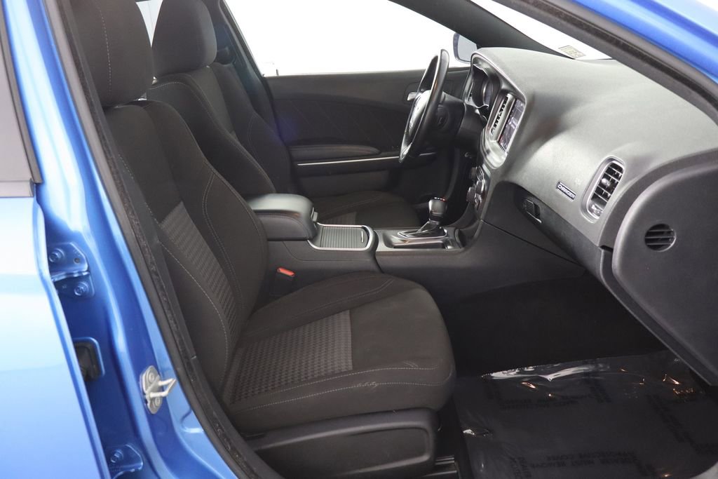 Used 2023 Dodge Charger SXT RWD image 18