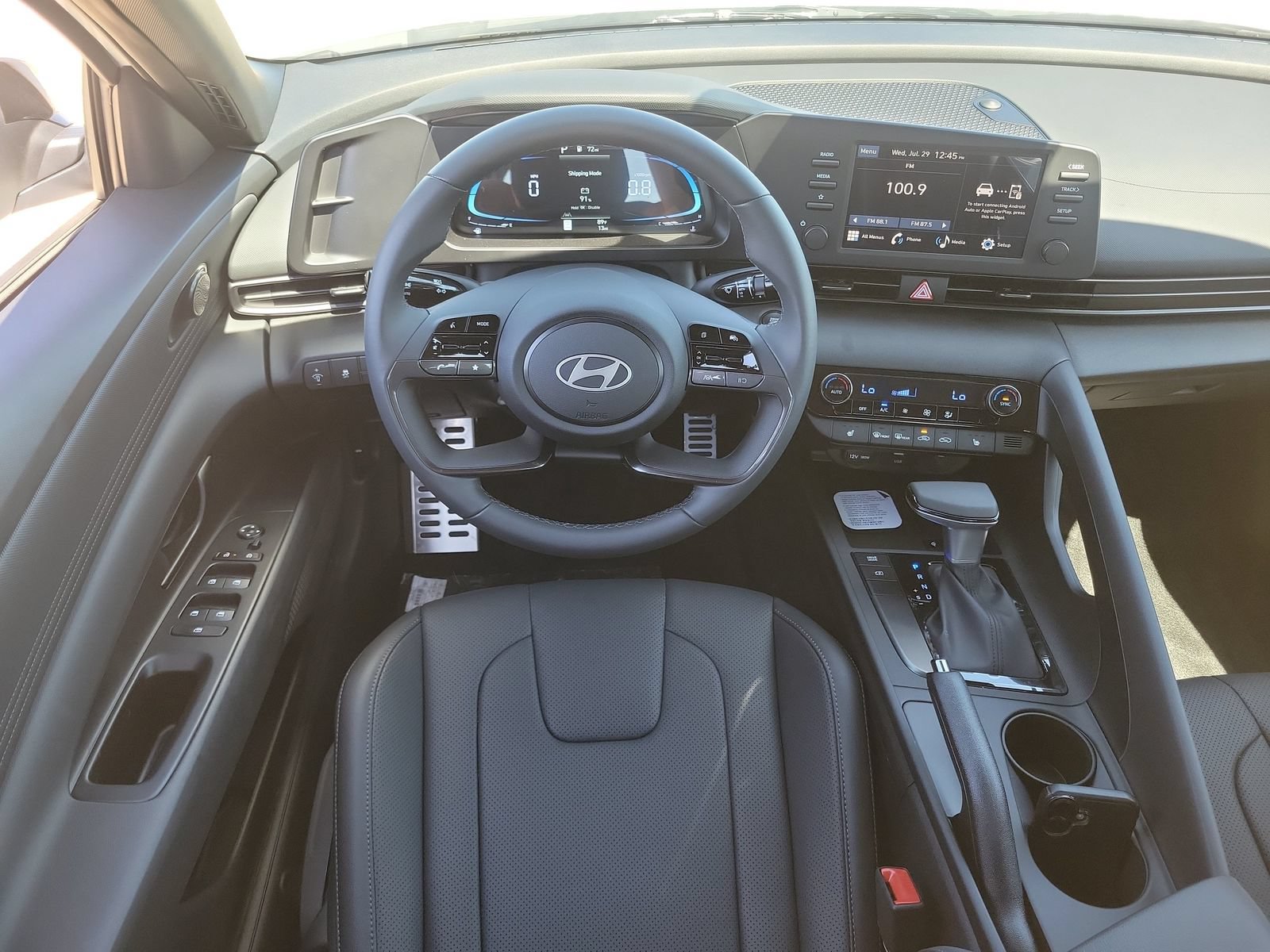 New 2026 Hyundai Elantra SEL Sport FWD image 7