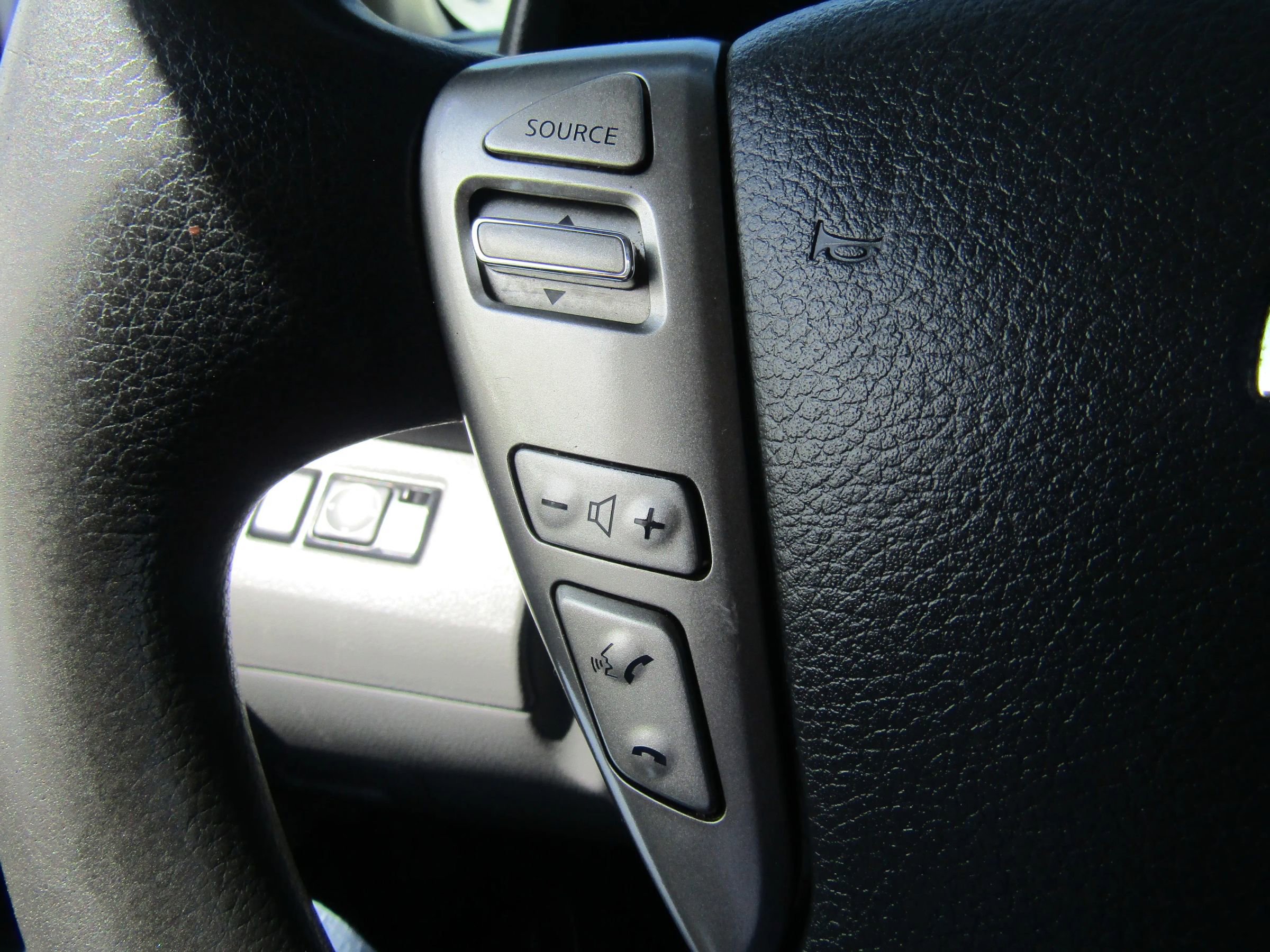 Used 2019 Nissan NV200 SV w/ Back Door Glass Package image 28