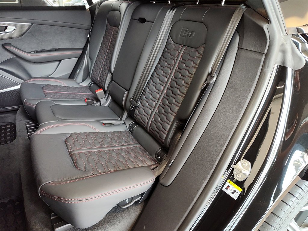 New 2025 Audi RS Q8 performance image 10