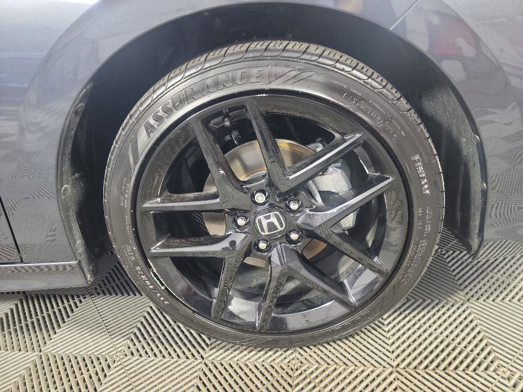 Certified 2025 Honda Civic Sport image 3