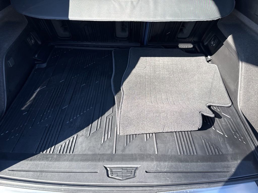 Used 2025 Cadillac Optiq Sport 2 image 51