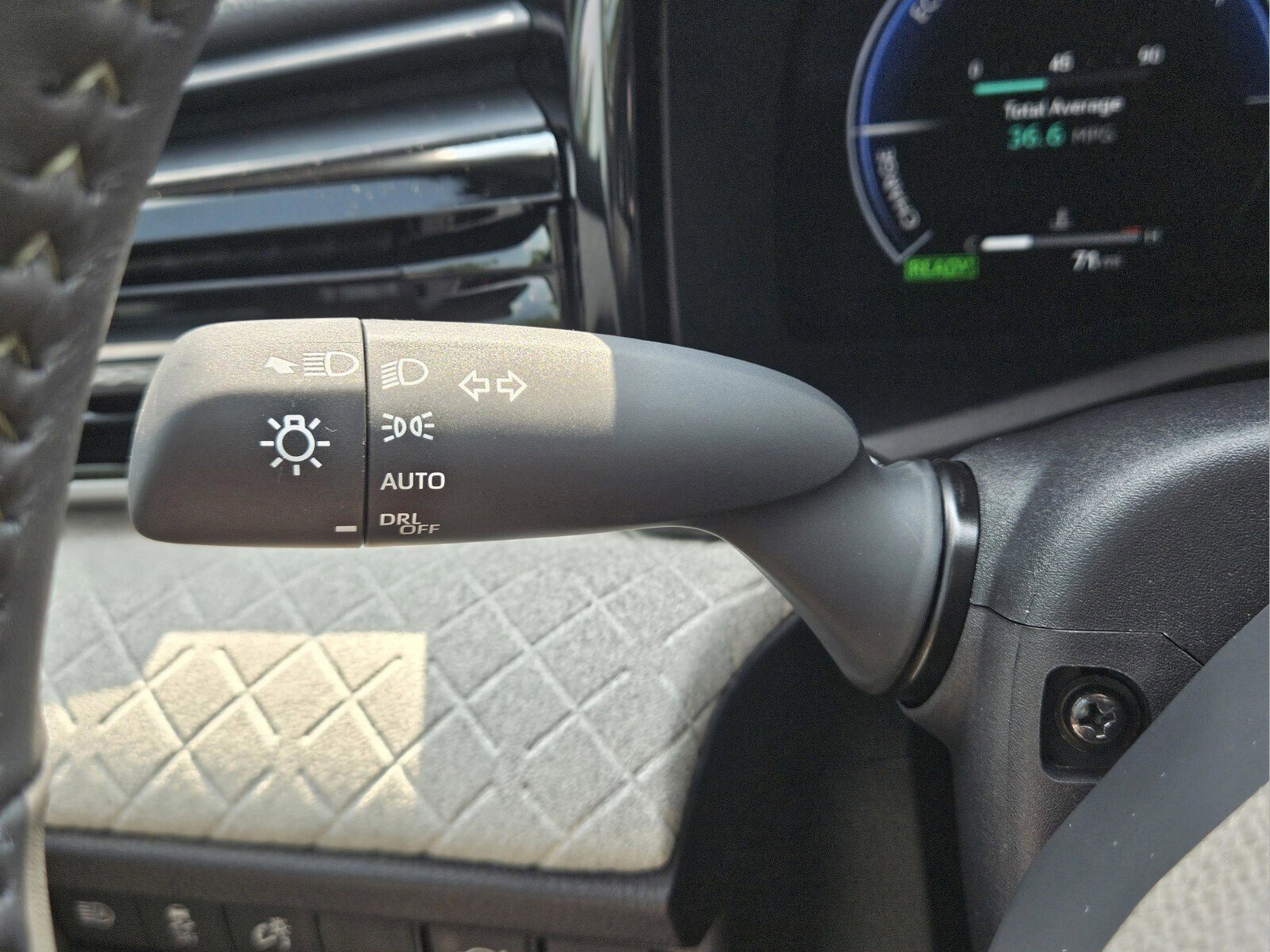 Used 2025 Toyota Camry XLE image 19